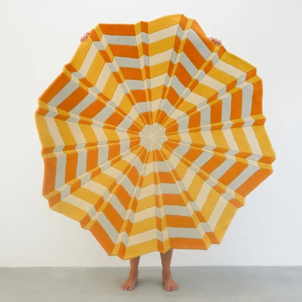 Annika Johansson's art painting Star as handmade rug in yellow and white, playful shape and 3d effect