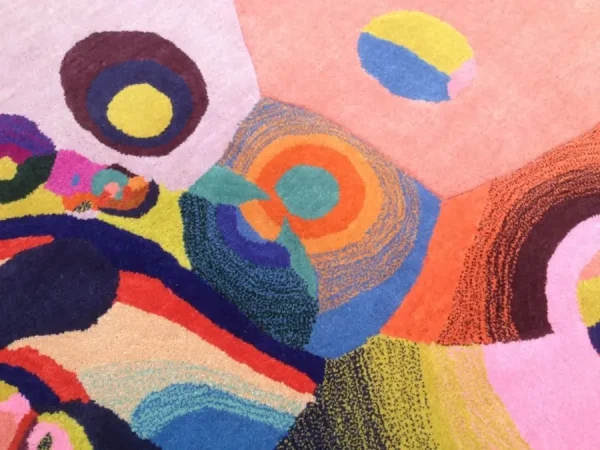 Detalle de la alfombra con diseño fractal de forma irregular de Annie y Jonathan Zawada Alfombra «Truffles»