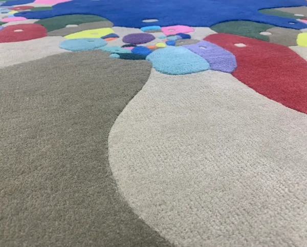 Nahaufnahme eines Teppichs mit fraktalem Design Entworfen von Zawada Affordances-Serie „Oops“