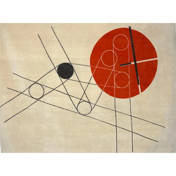Handgefertigter Teppich, inspiriert von László Moholy-Nagys Gemälde, das einen roten Kreis und Linien darstellt (Titel unbekannt). Maßgefertigt von Rug Your Life. Die Farben des Teppichs sind Creme, Rot und Schwarz.